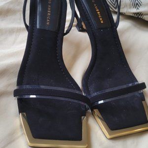 Good American Standout Square Toe Slingback -Black